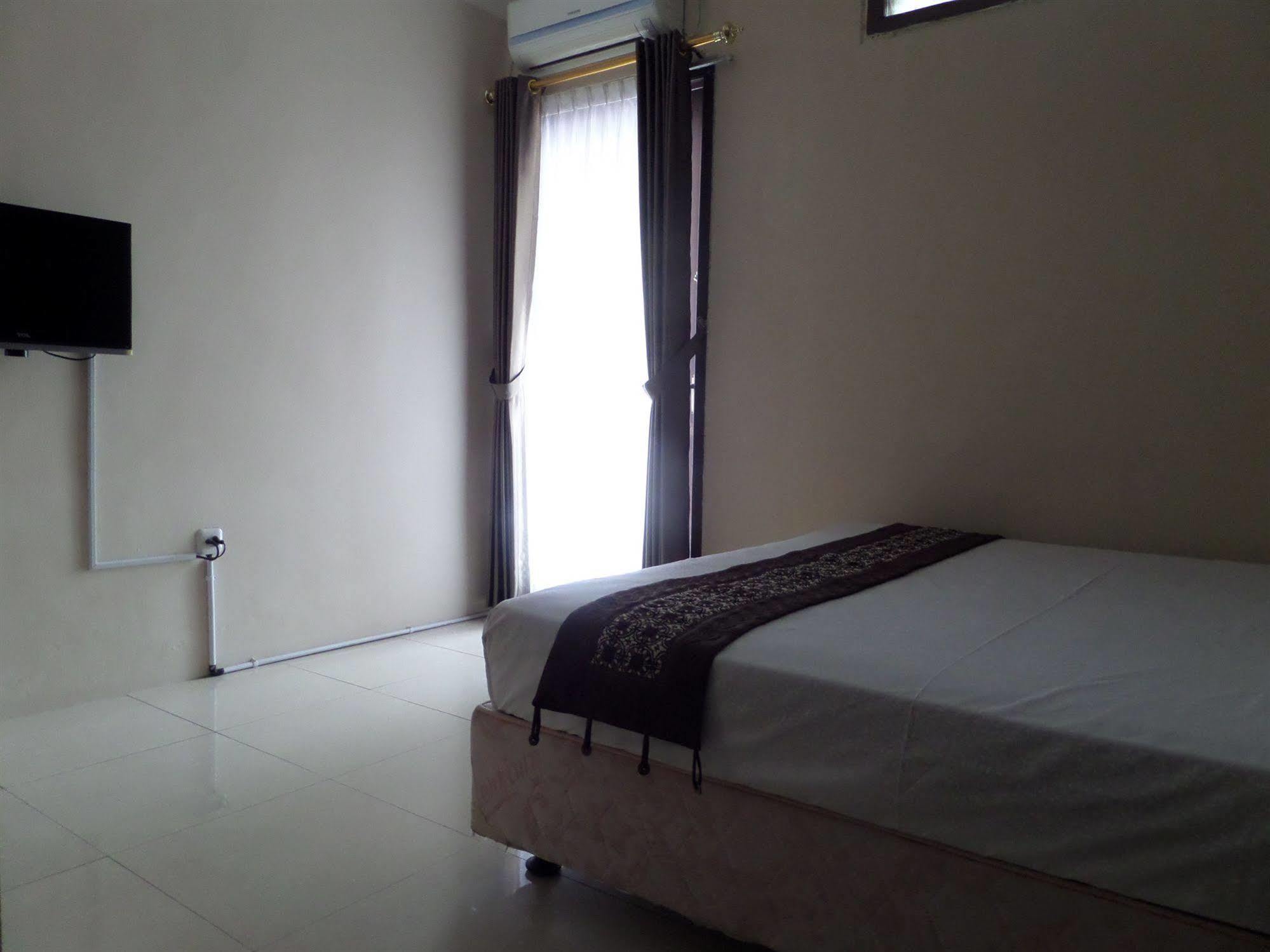 Oyo 201 Emdi House Timoho Hotel Yogyakarta Exterior photo
